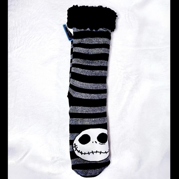 Disney’s Nightmare Before Christmas Jack Skellington Fuzzy Slipper Socks New - Picture 2 of 7